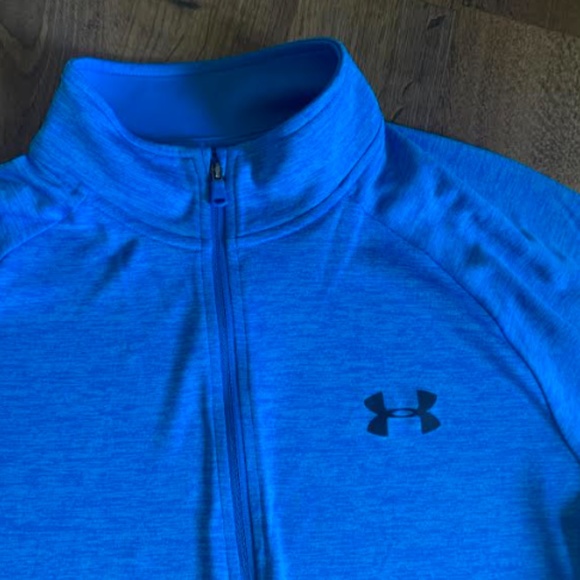 UA Tech ½ Zip Long Sleeve - Picture 5 of 12